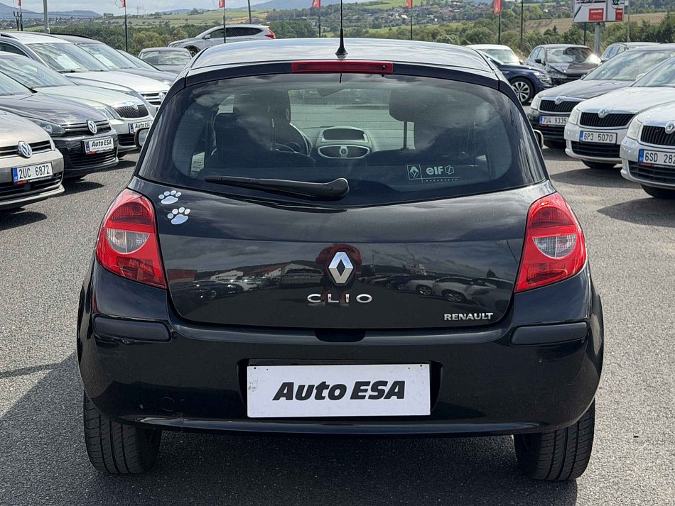Renault Clio 1.6 16V 