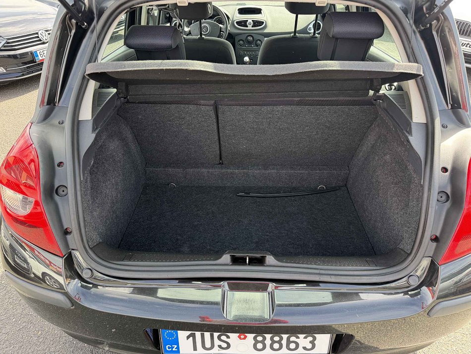Renault Clio 1.6 16V 