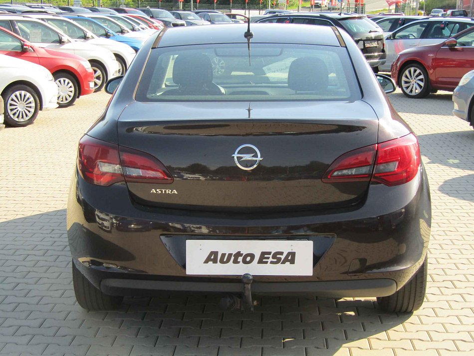 Opel Astra 1.6i 