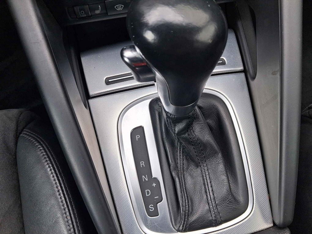 Audi A3 3.2 i  Quattro