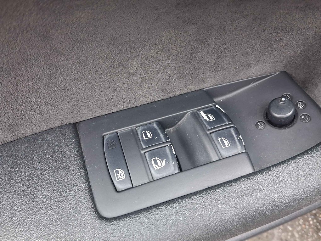 Audi A3 3.2 i  Quattro