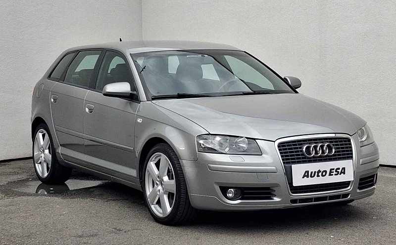 Audi A3 3.2 i  Quattro