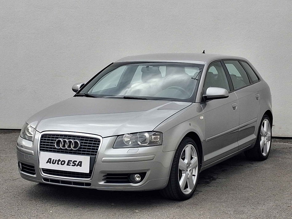 Audi A3 3.2 i  Quattro