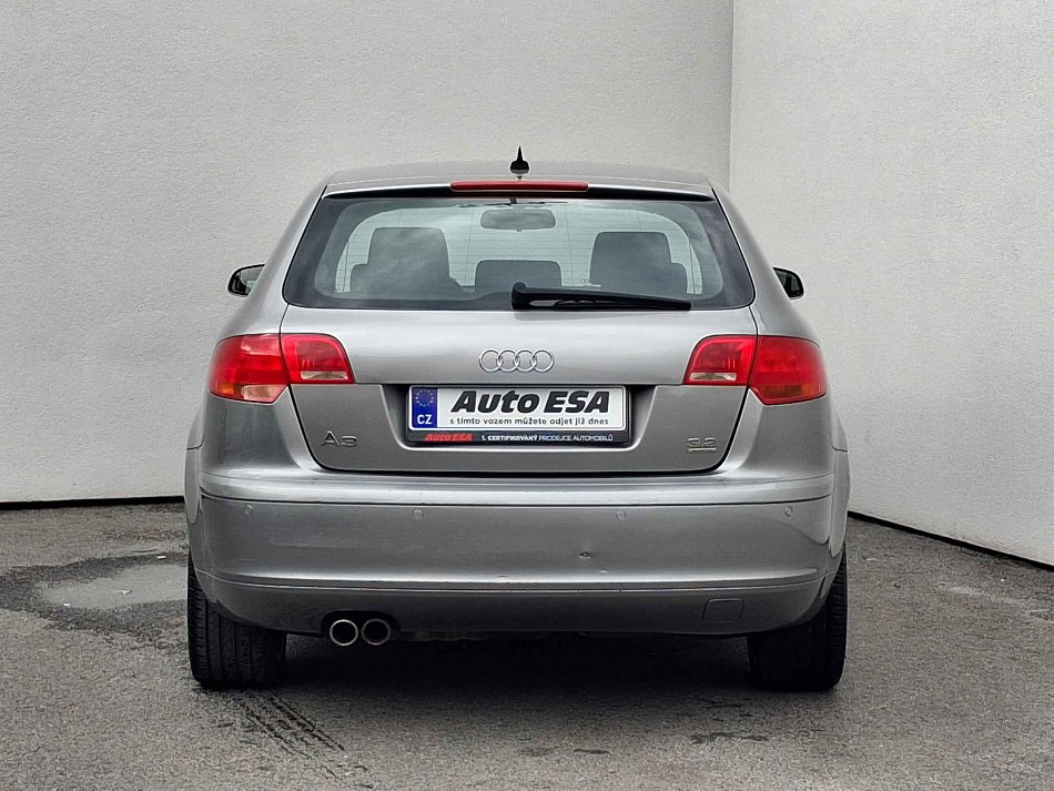 Audi A3 3.2 i  Quattro
