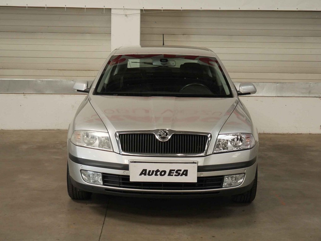 Škoda Octavia II 1.6 FSi 