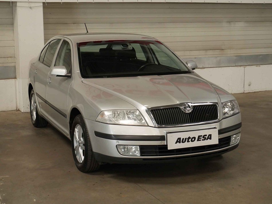 Škoda Octavia II 1.6 FSi 