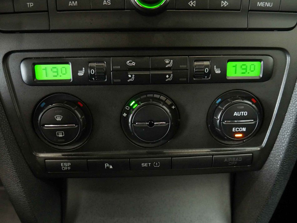 Škoda Octavia II 1.6 FSi 