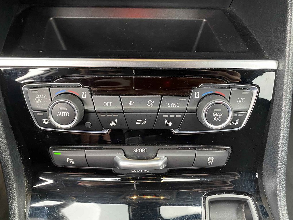 BMW Řada 2 1.5 i Advantage 218i
