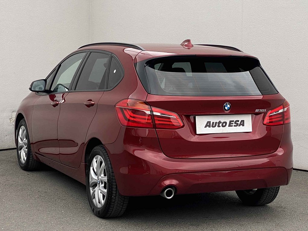 BMW Řada 2 1.5 i Advantage 218i