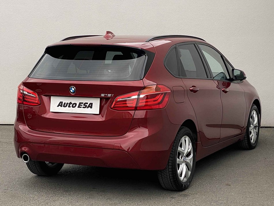 BMW Řada 2 1.5 i Advantage 218i