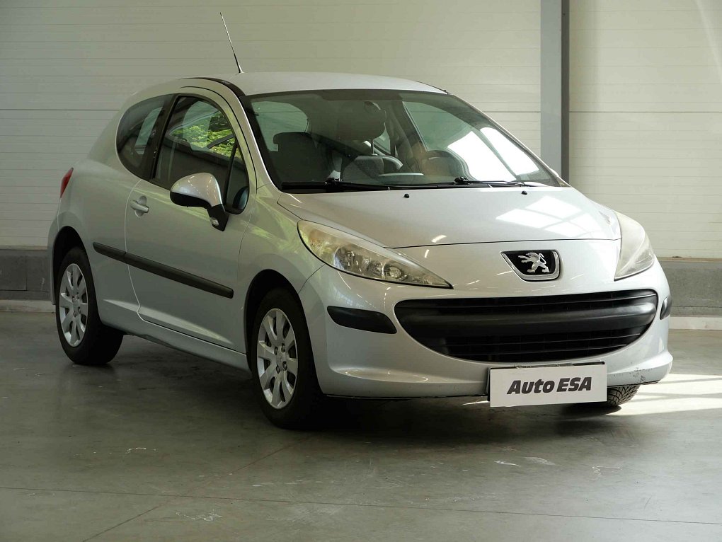 Peugeot 207 1.4i 