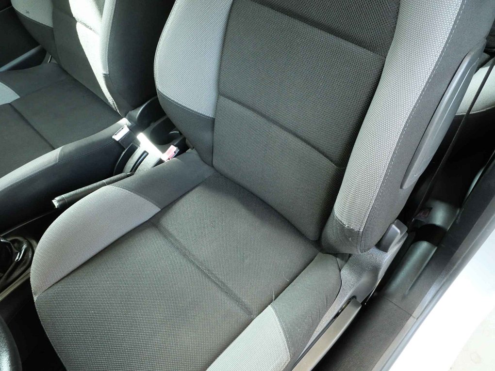 Peugeot 207 1.4i 