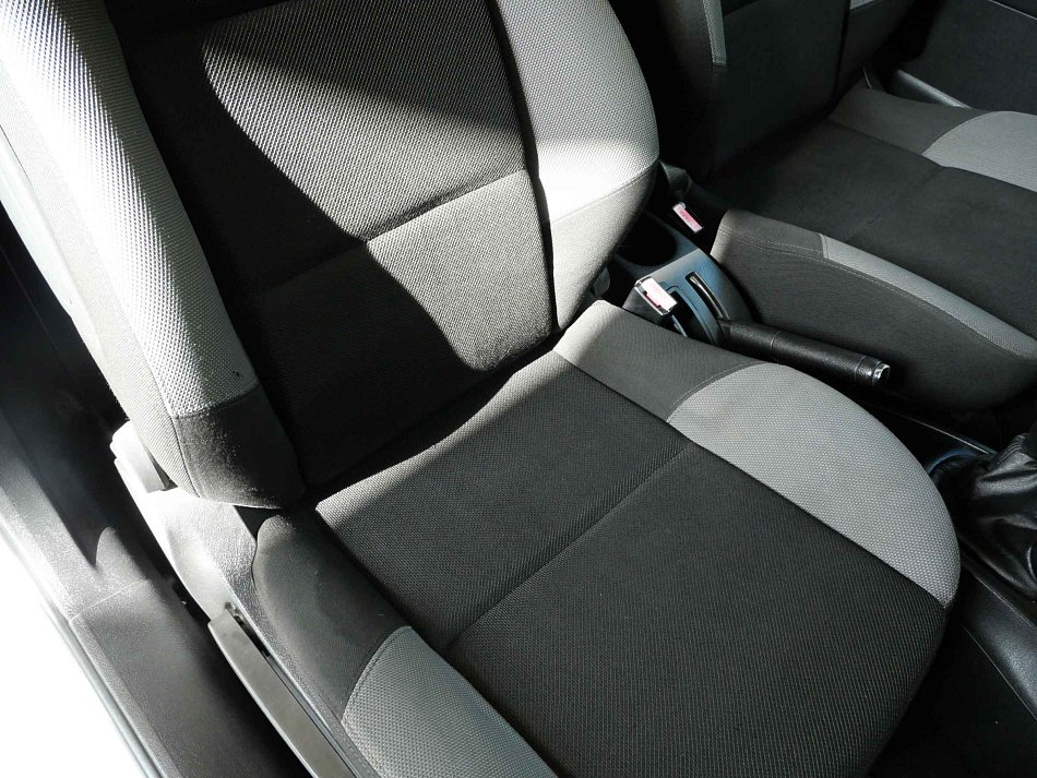 Peugeot 207 1.4i 