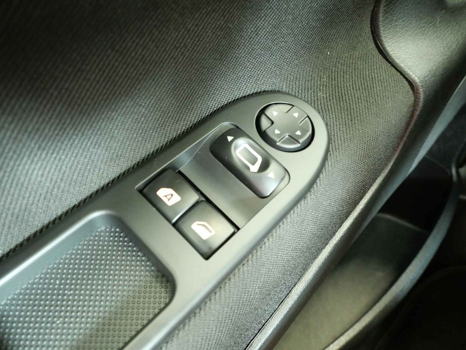 Peugeot 207 1.4i 