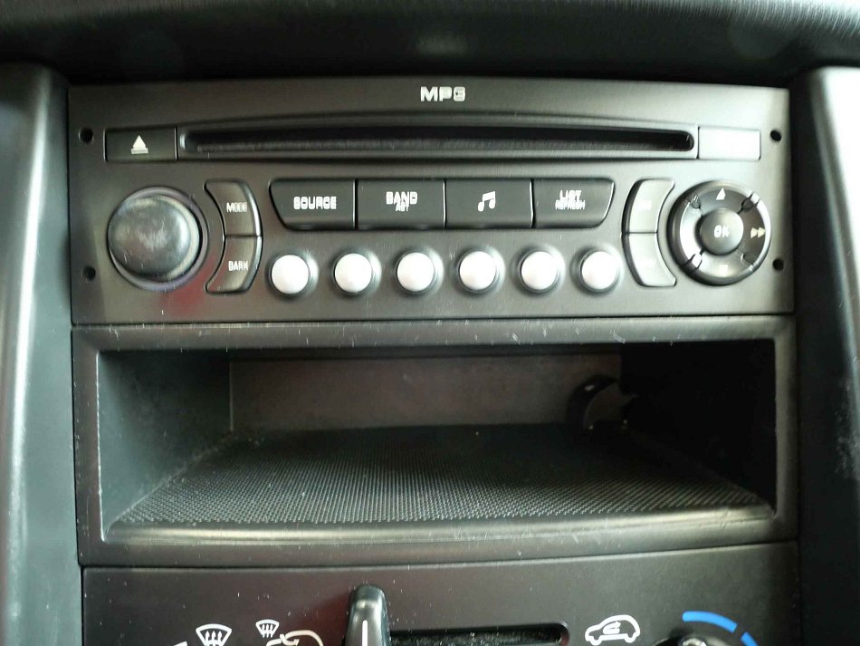 Peugeot 207 1.4i 