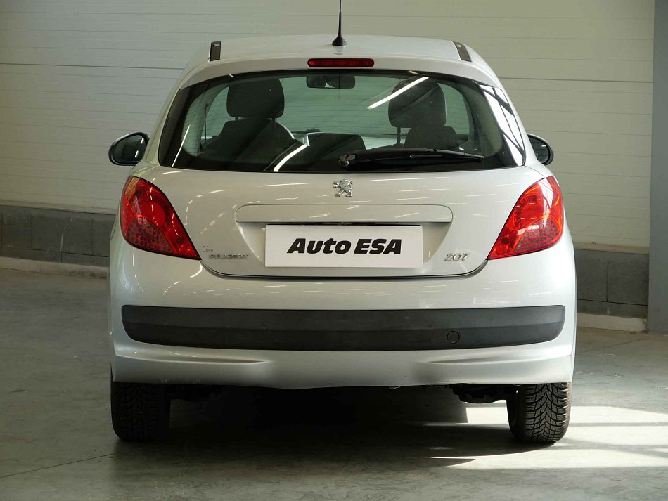 Peugeot 207 1.4i 