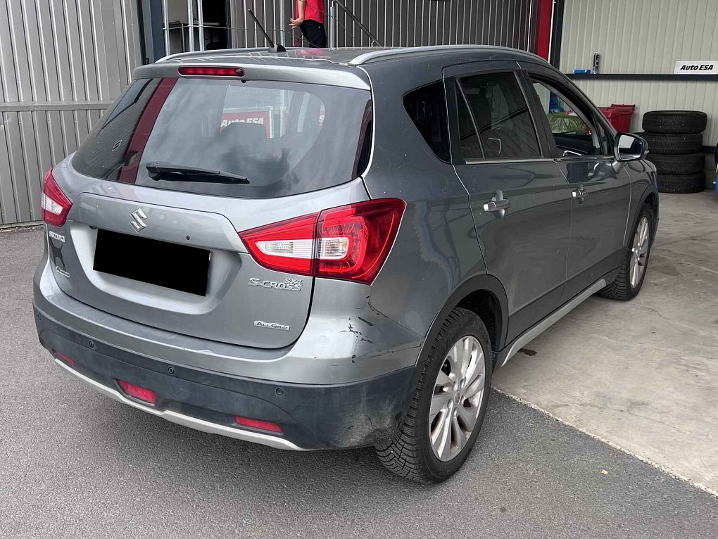 Suzuki SX4 1.4 BoosterJet Premium 4x4