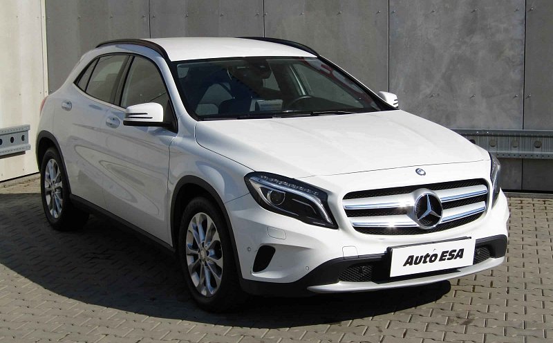 Mercedes-Benz GLA 2.2CDi  200d 4Mat