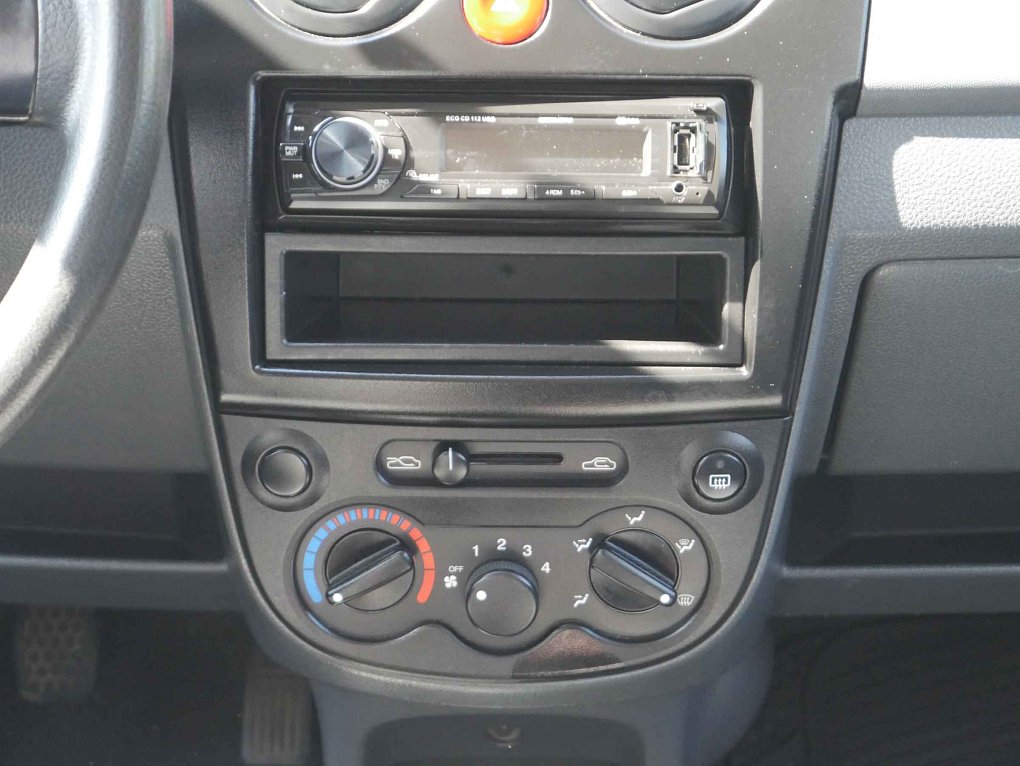 Chevrolet Spark 0.8 i 