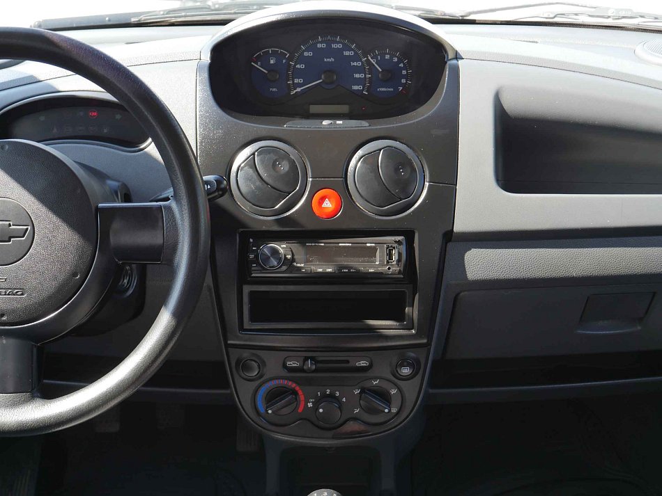 Chevrolet Spark 0.8 i 