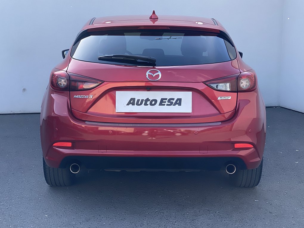 Mazda 3 2.0 i 