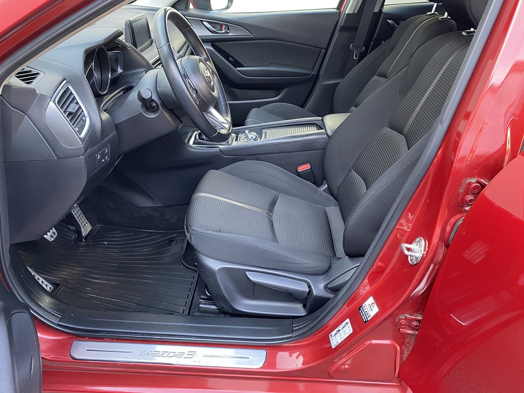 Mazda 3 2.0 i 
