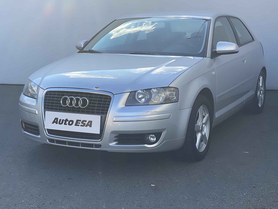 Audi A3 1.6 i 