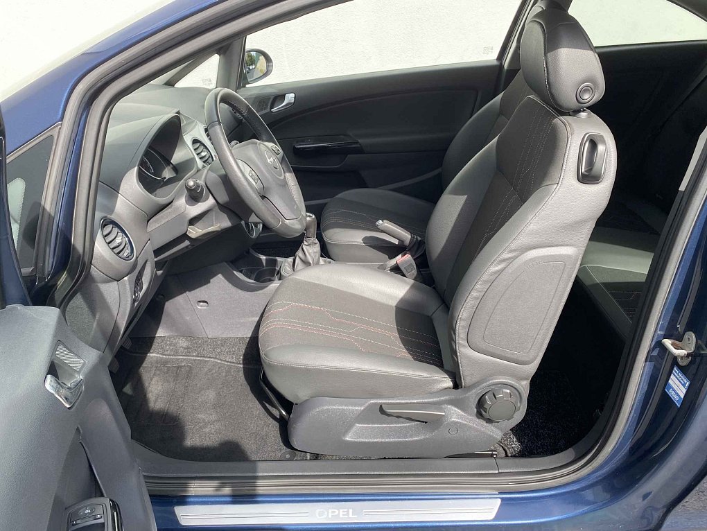 Opel Corsa 1.2 16V Edition 150