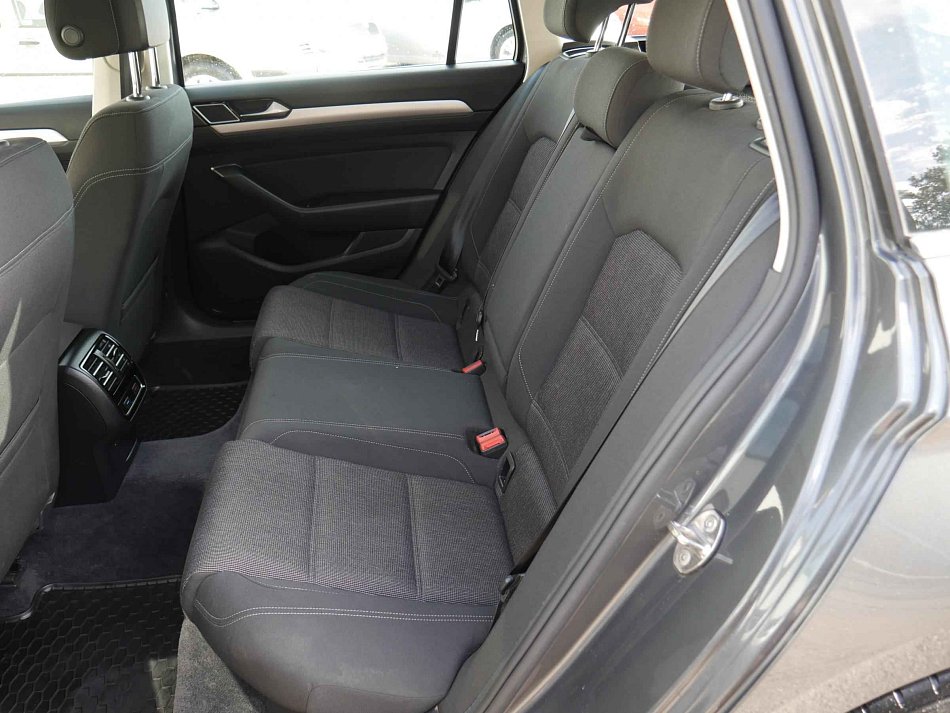 Volkswagen Passat 2.0 TDi Comfortline