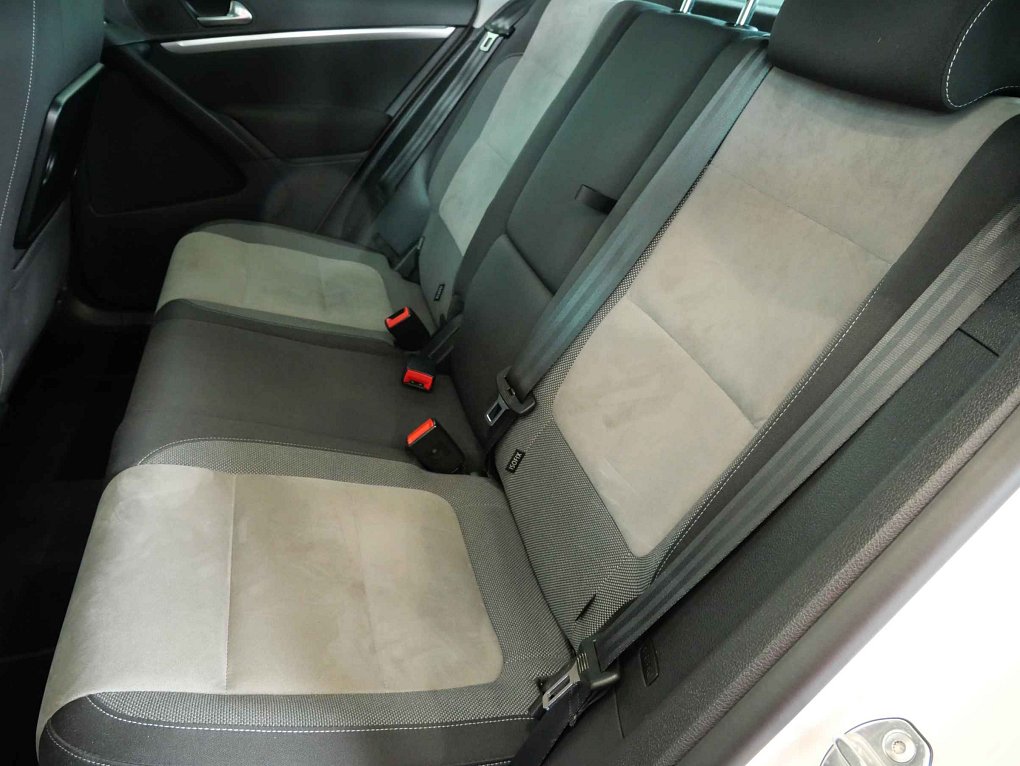 Volkswagen Tiguan 1.4 TSi Sport 4x4