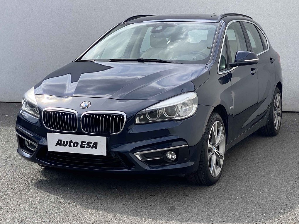 BMW Řada 2 2.0T LuxuryLine 225i xDrive
