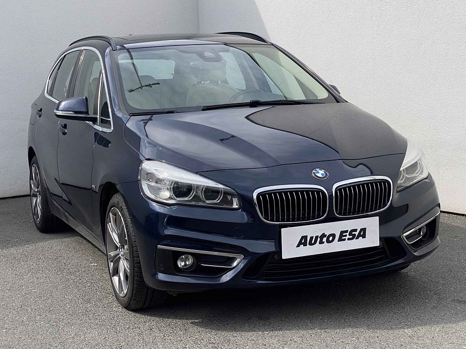 BMW Řada 2 2.0T LuxuryLine 225i xDrive