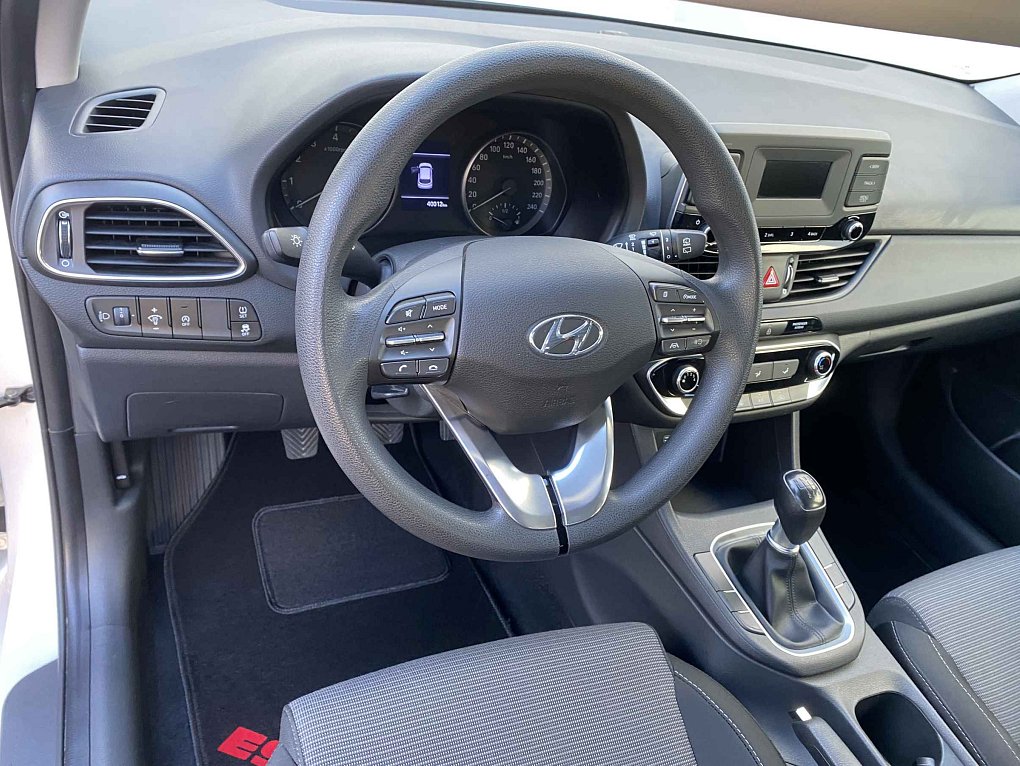 Hyundai I30 1.5 DPi Start