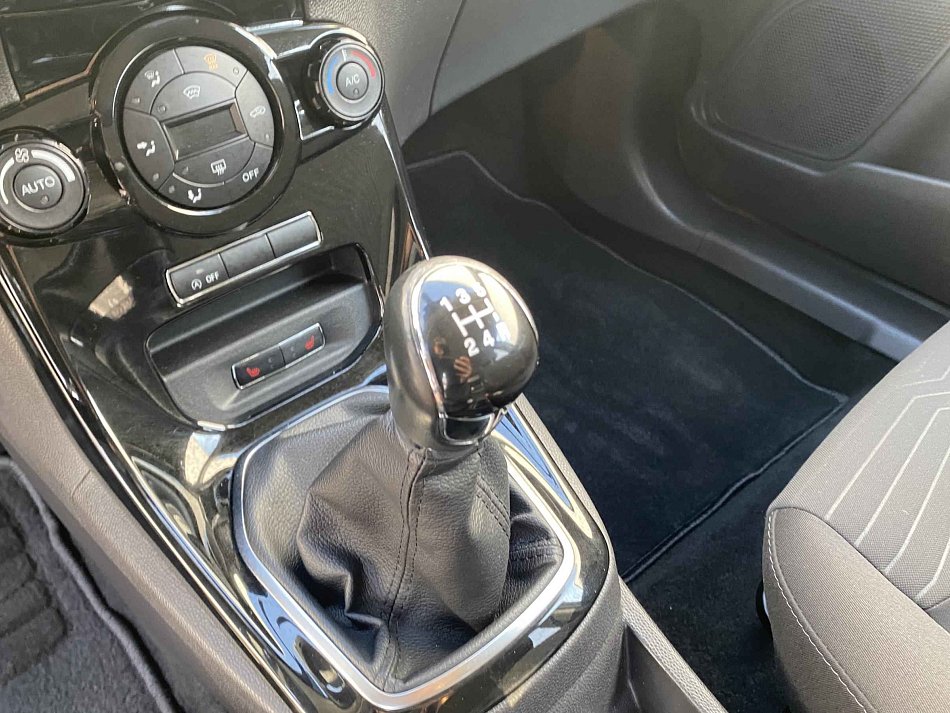 Ford Fiesta 1.0 EB Titanium