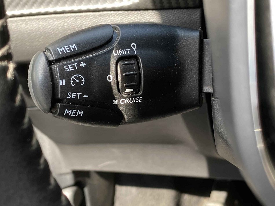 Peugeot 208 1.2 PT Allure