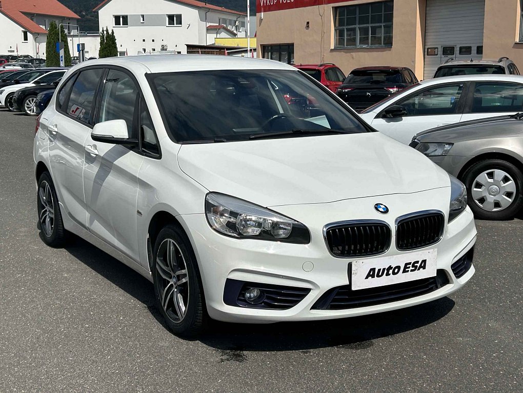BMW Řada 2 1.5i 