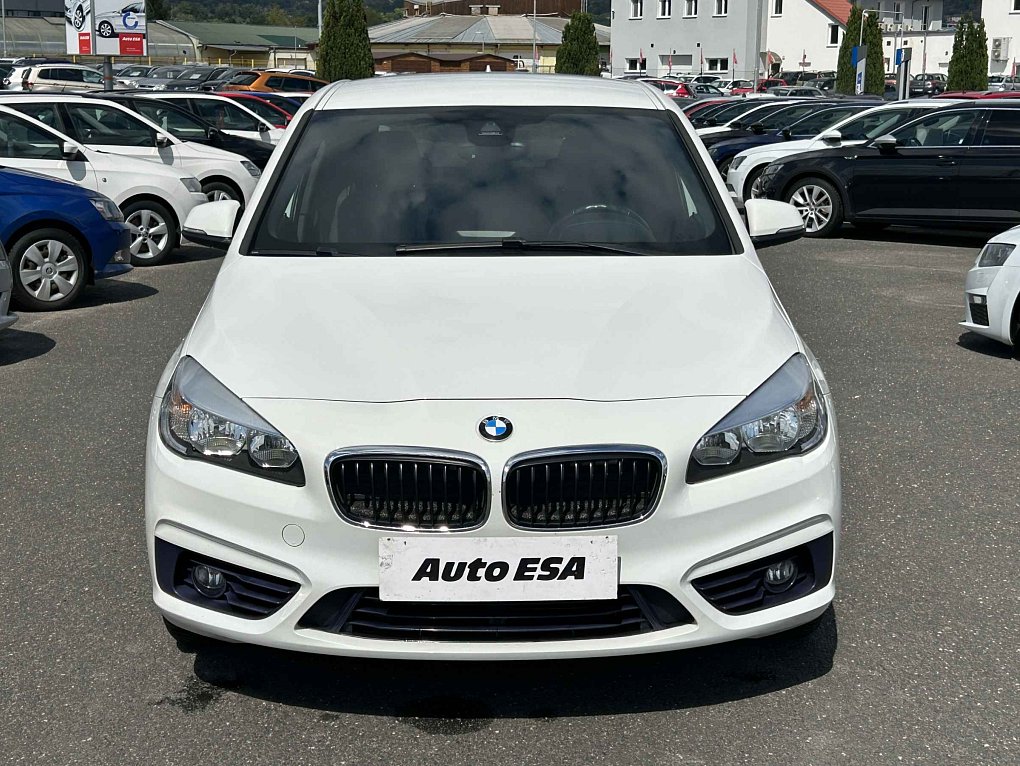 BMW Řada 2 1.5i 