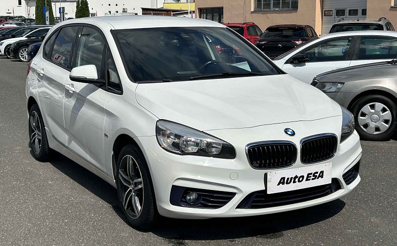BMW Řada 2 1.5i 