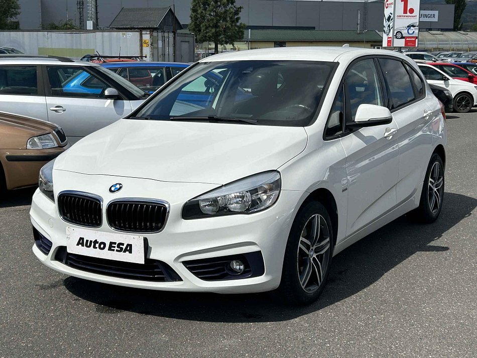 BMW Řada 2 1.5i 
