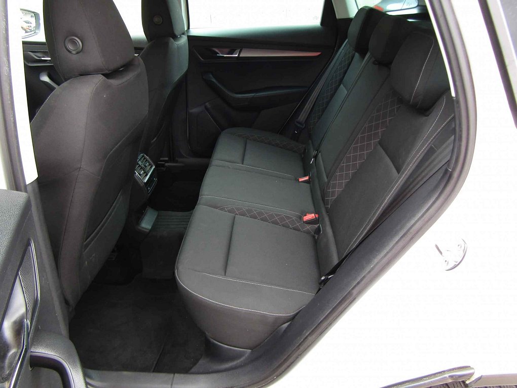 Škoda Karoq 1.5 TSi Soleil 4x4
