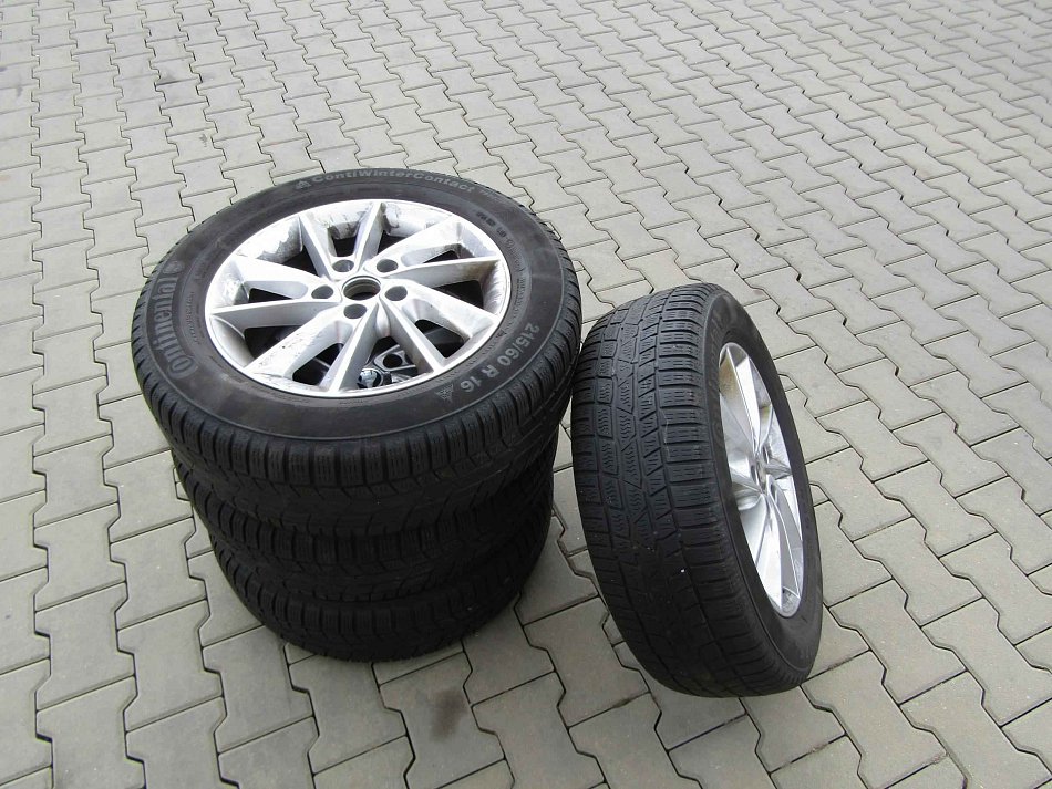 Škoda Karoq 1.5 TSi Soleil 4x4