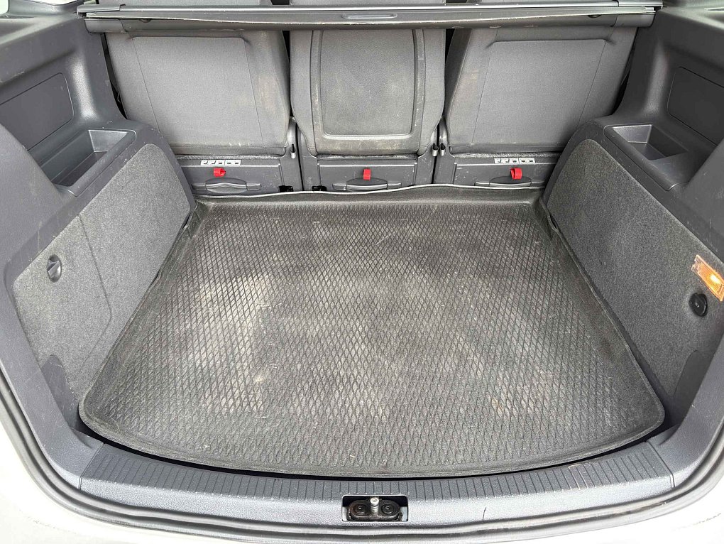 Volkswagen Touran 2.0TDi 
