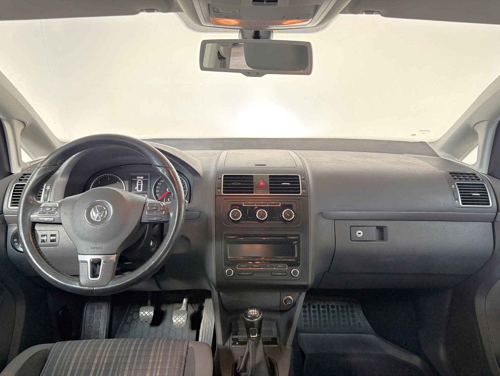 Volkswagen Touran 2.0TDi 