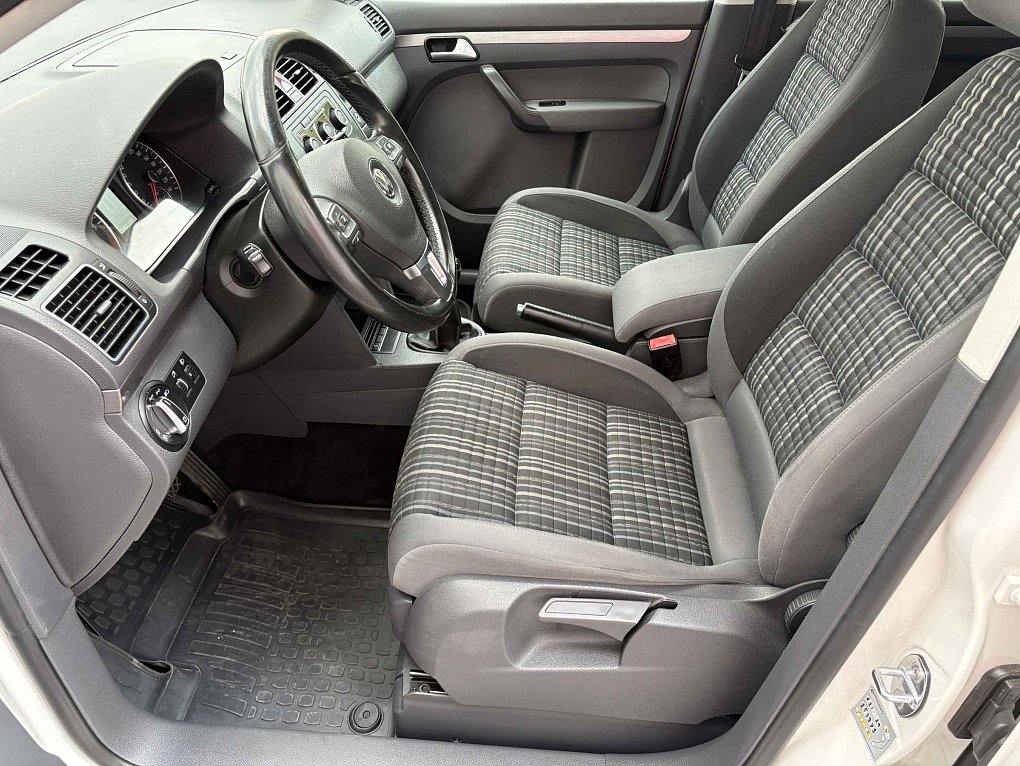 Volkswagen Touran 2.0TDi 