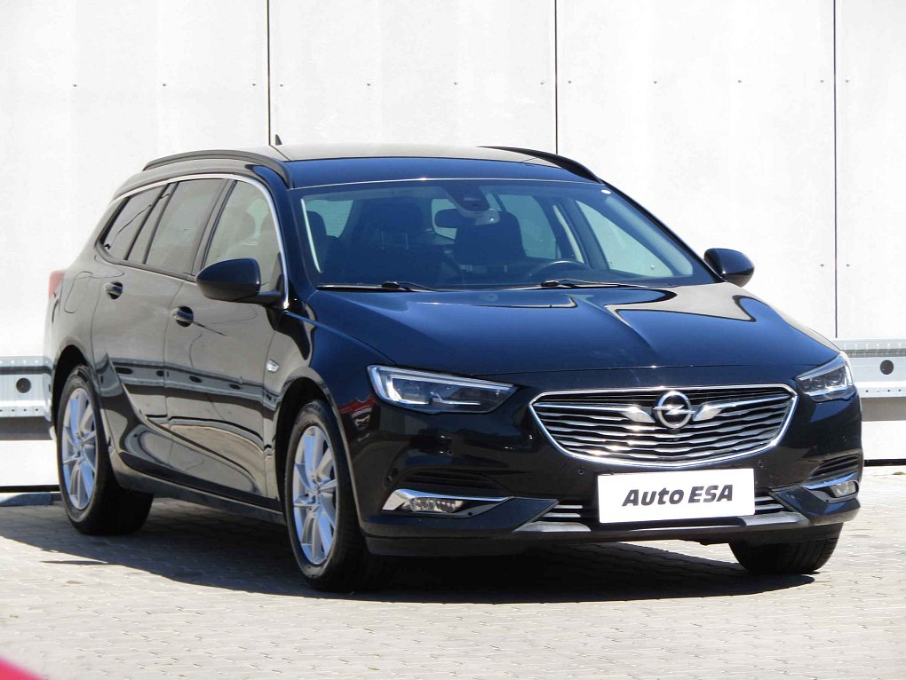 Opel Insignia 1.6 CDTi 