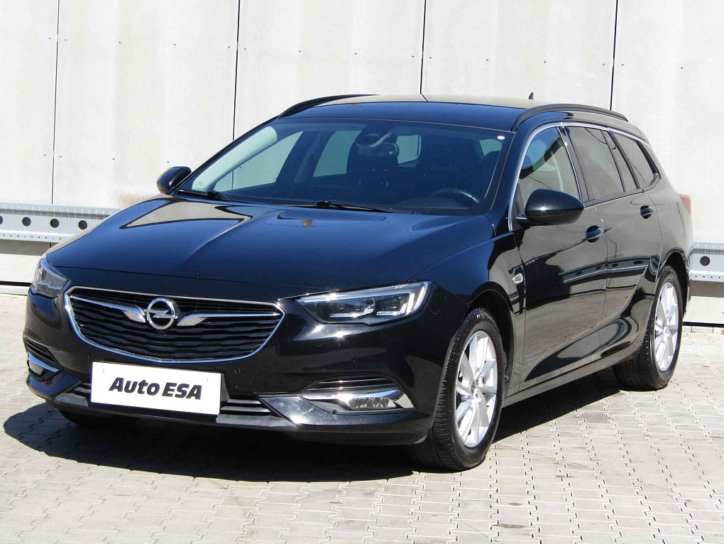 Opel Insignia 1.6 CDTi 