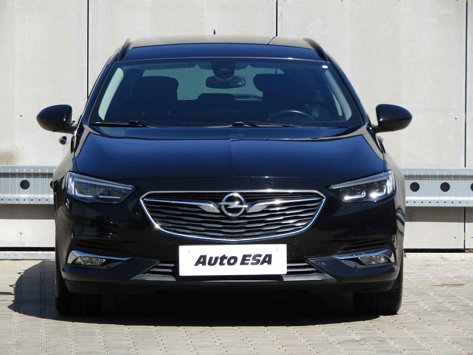 Opel Insignia 1.6 CDTi 
