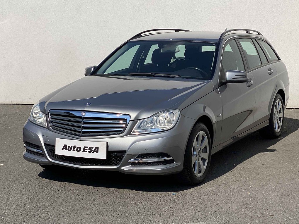 Mercedes-Benz Třída C 2.2 CDi  C200