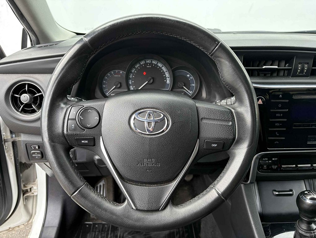 Toyota Auris 1.6i 