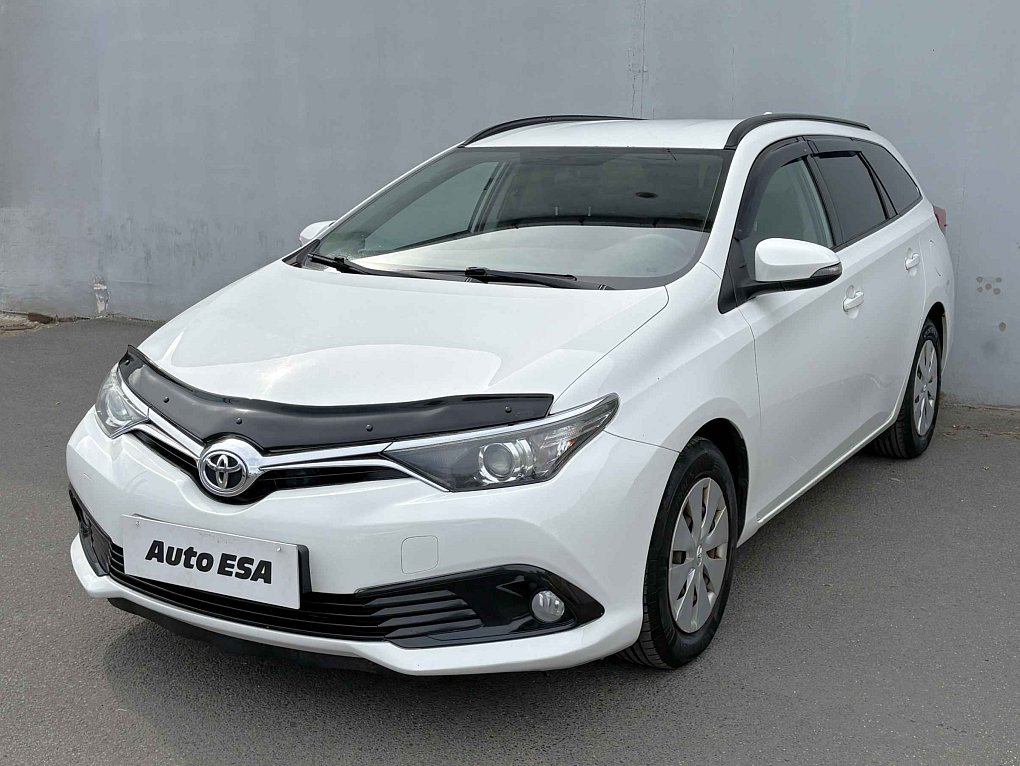 Toyota Auris 1.6i 